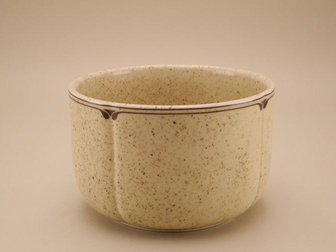 Salatschale 17cm beige gesprenkelt aus der Serie Form ohne Namen Dekor Britta von Rosenthal Keramik