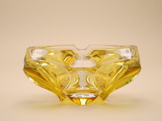 Vintage 60er Jahre Aschenbecher gelb Kristallglas