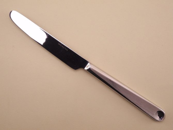 Messer in Edelstahl aus der Serie Punto von Wilkens