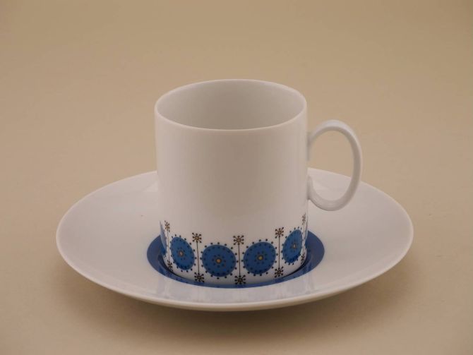 Kaffeetasse mit grafischem Sterne Dekor Smaragd aus der Serie Medaillon vintage design für Thomas Porzellan