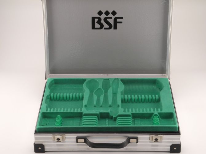 BSF Besteckkoffer Aluminium 70 Teile