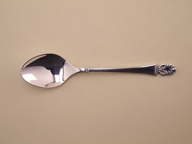Tassenlöffel oder Sahnelöffel aus der Serie Florentiner in massiv 800 Silber von Wilkens