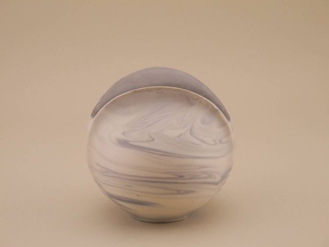 Venus Vase aus Queensbery Marble von Rosenthal Studio Linie design Uta Feyl Keramik 80er Jahre kleine Ausführung