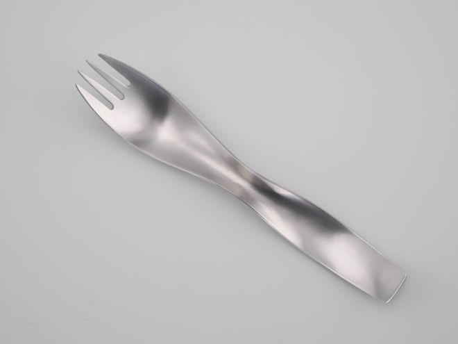 Amboss 7000 design Janos Megyik Tafelgabel