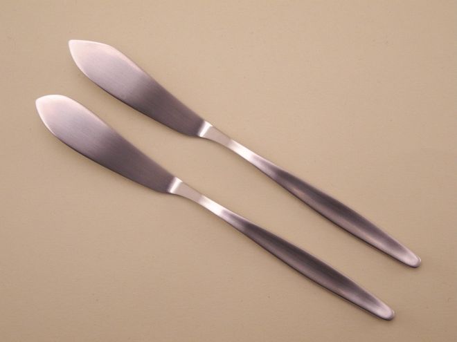 Butter und Käsemesser in Cromargan aus der Serie Stockholm von WMF