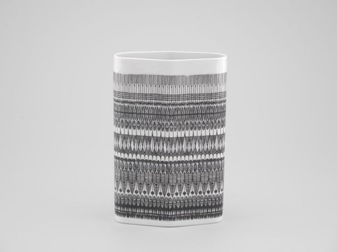 Hans Theo Baumann Vase 2786 schwarz Rosenthal