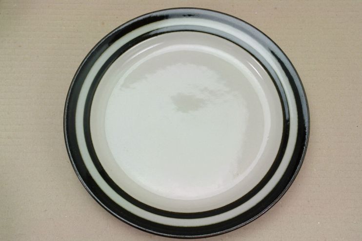 Arabia Karelia Kuchenplatte 33,5cm dunkel