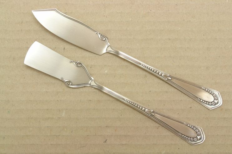 WMF 400 Röschen versilbert Butter & Käsemesser