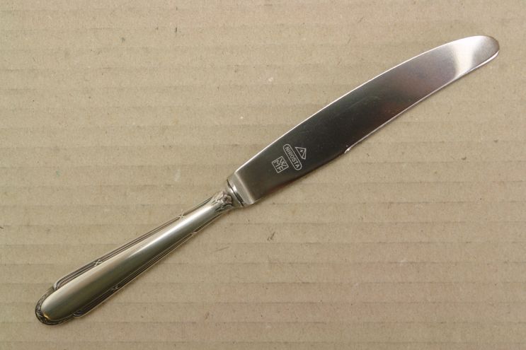 WMF 200 Kreuzband versilbert Dessertmesser NIR O