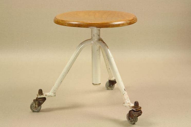 Vintage Hocker 50er Jahre Arztmöbel Industriedesign
