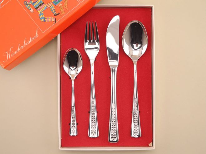 30 teiliges Besteckset mit Etui aus der Serie Venezia mit 90er Auflage von Auerhahn