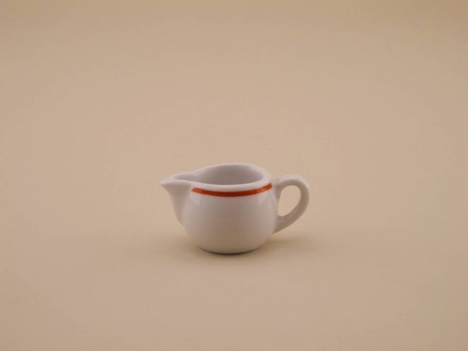 Kleines Milchkännchen Giesser niedrig 000 00 Hotelporzellan mit Rotrand hangemalt Form design 98 von Schönwald 482