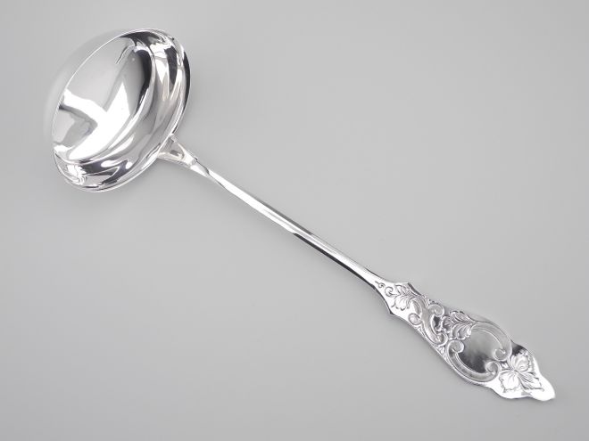 Robbe & Berking Ostfriesen 90 versilbert Suppenkelle