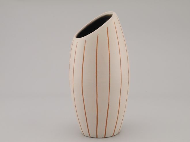 Fritz van Daalen Vase creme 98/7