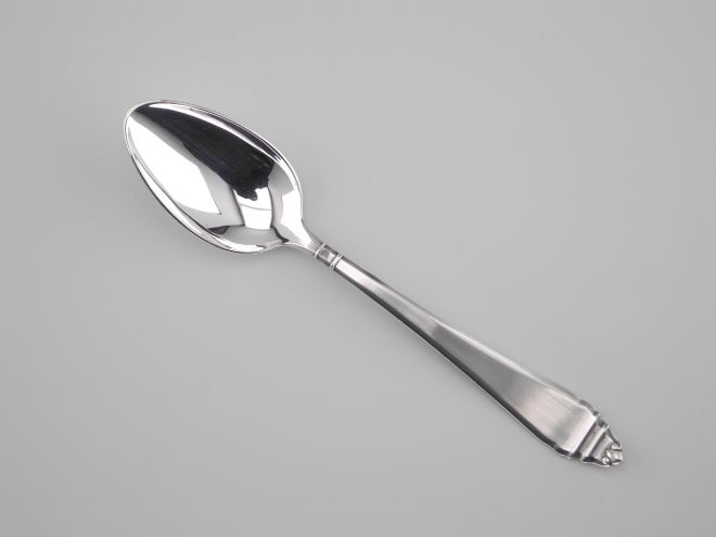 BSF Modell 92 versilbert 90 Menülöffel