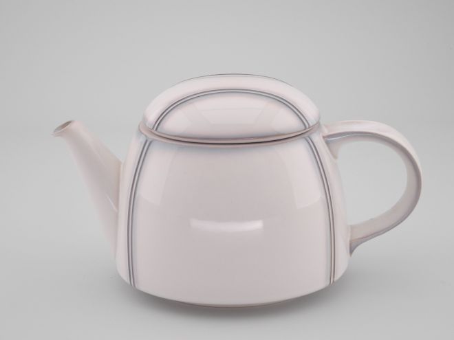 Teekanne aus der vintage alten Serie Casa Ombra von Thomas Porzellan in Steingut Keramik