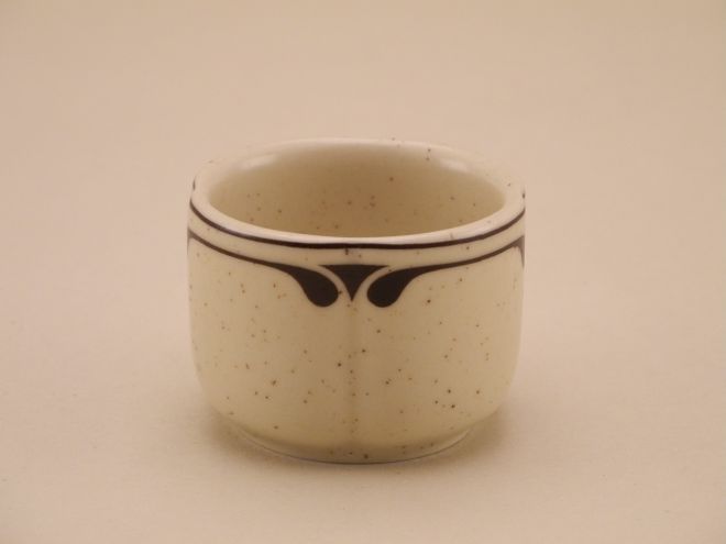 Eierbecher beige gesprenkelt aus der Serie Form ohne Namen Dekor Britta von Rosenthal Keramik