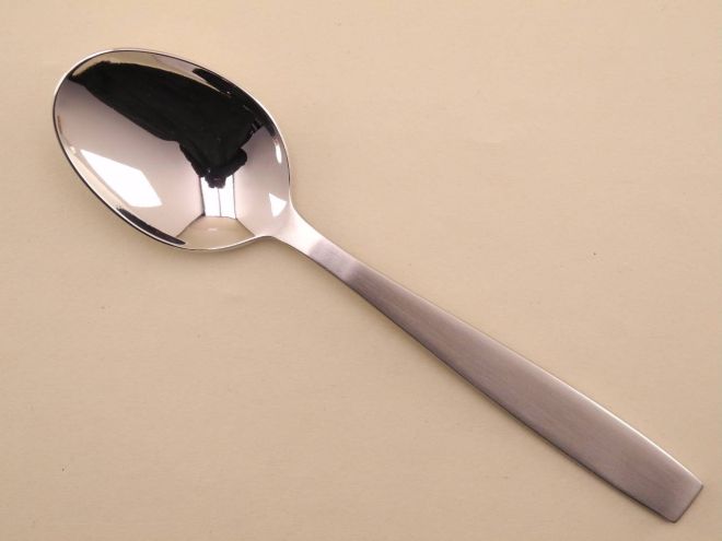 Löffel Tafellöffel Menülöffel vintage alte Serie 2050 Rostfrei Edelstahl design Helmut Alder für Amboss Austria Besteck
