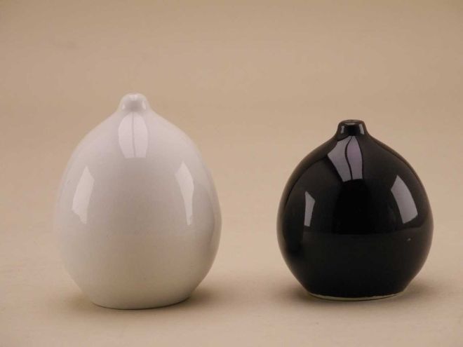 Arabia KA Salz und Pfeffer Streuer design Kaarina Aho schwarz weiss