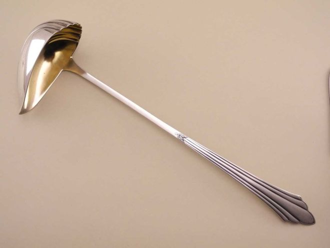 Seltene Kelle Schöpfer für Bowle innen vergoldet aus der Serie Fächermuster von WMF