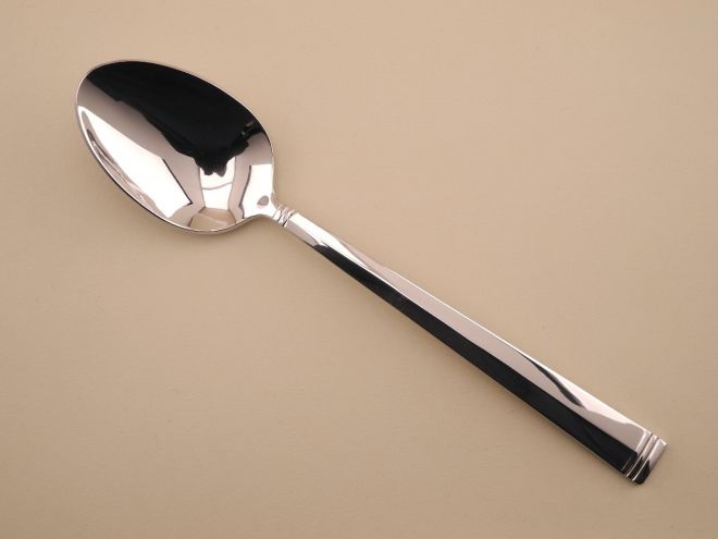 Löffel Tafellöffel aus der Serie Tiamo in Edelstahl von BSF Bestecke