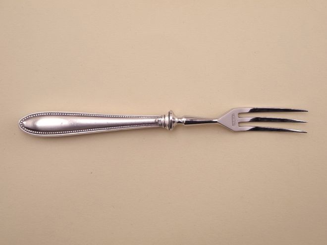 Vergoldeter Tortenheber aus der Serie Perlrand Modell 500 mit 90er Auflage von WMF