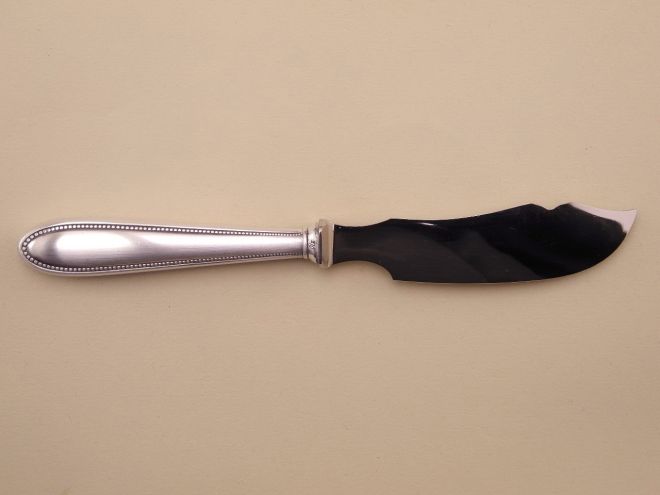 Vergoldeter Tortenheber aus der Serie Perlrand Modell 500 mit 90er Auflage von WMF