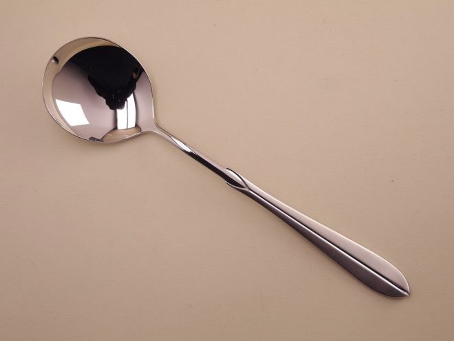 Suppenschöpfer in 18/8 Edelstahl aus der Serie Veneto von Wilkens und Söhne