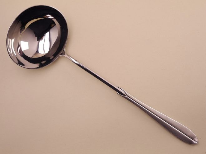 Suppenschöpfer in 18/8 Edelstahl aus der Serie Veneto von Wilkens und Söhne