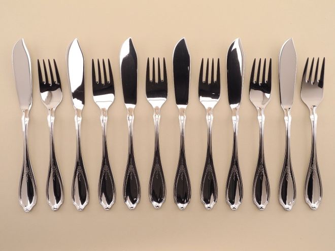 12 Teile Fischbesteck für 6 Personen aus der vintage Serie Englische Rose in Cromargan von WMF