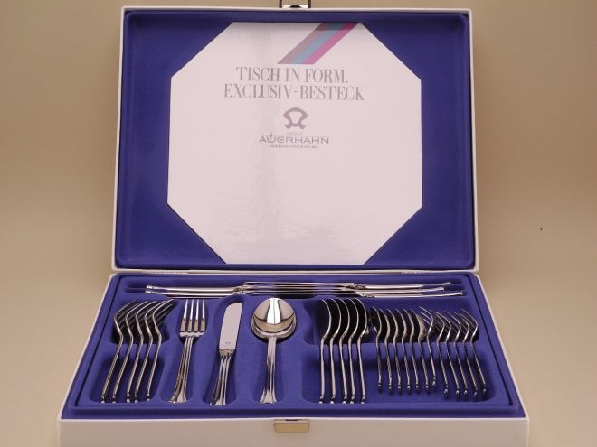 30 Teile Besteckset für 6 Personen aus der Serie Triade in Edelstahl von Auerhahn Bestecke