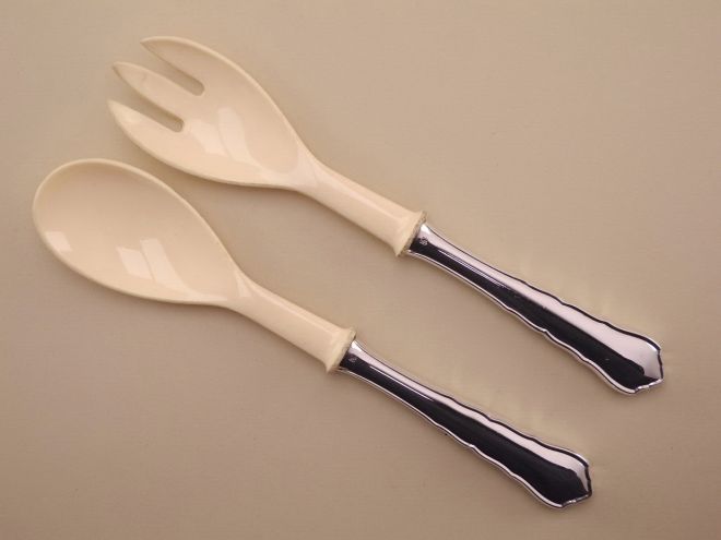 Zuckerzange aus der Serie Chippendale Modell 2100 mir 90er Auflage von WMF