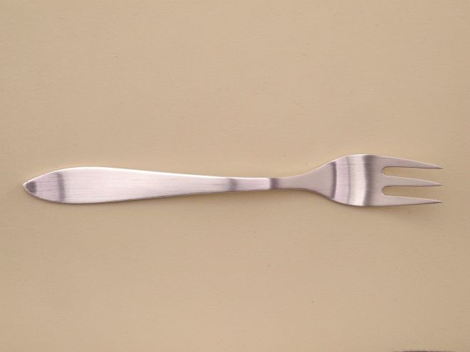 Buttermesser und Käsemesser aus der Serie Orchidee 240 mit 90er Auflage versilbert von Auerhahn