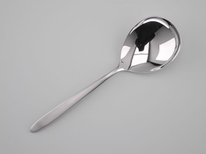 Kartoffellöffel in Cromargan aus der Serie Moda von WMF