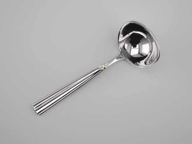 Sossenlöffel Sossenkelle aus der vintage alten Serie Modell Odeon Gold Dekorvergoldet Cromargan Besteck von WMF