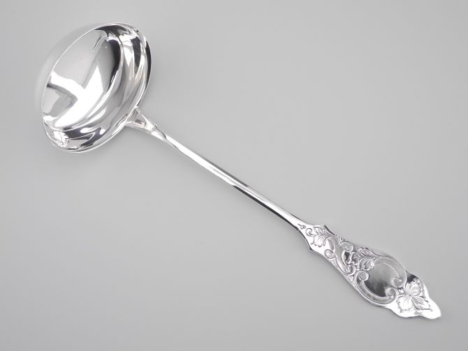 Robbe & Berking Ostfriesen 90 versilbert Suppenkelle
