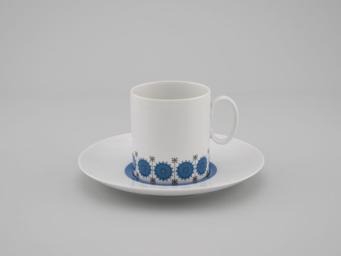 Kaffeetasse mit grafischem Sterne Dekor Smaragd aus der Serie Medaillon vintage design für Thomas Porzellan