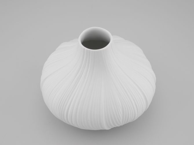 Rosenthal Plissee Zwiebel Vase weiss Martin Freyer 14cm