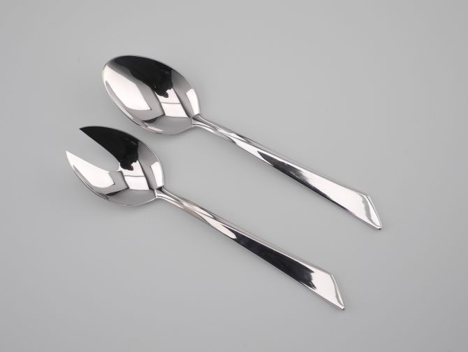 Salatbesteck aus der Serie Futura in Cromargan von WMF