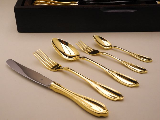 WMF Englische Rose vergoldet 24ct Gold Komplettbesteck 6 Personen inkl. Etui Mahagony