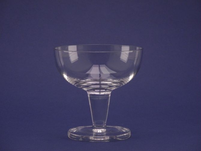 Sektschale aus der Trinkglasserie Theben von Peill und Putzler Düren