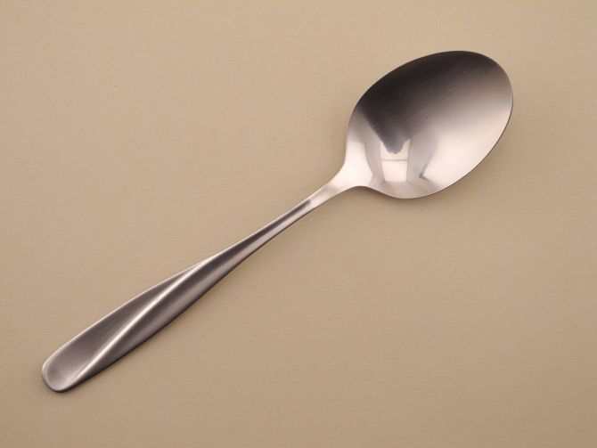 Vorspeisenlöffel Dessertlöffel aus der Serie Oslo Modell 3900 in Cromargan von WMF