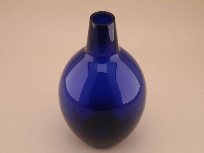 Hirschberg Glas Vase Kalabasse Braun-Feldweg blau