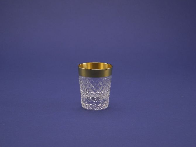 Schnapsbecher aus der Serie Ernestine mit Goldrand aus der Josephinenhütte