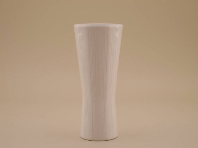 Hubert Griemert vintage Nelkenvase in elfenbein von KPM Berlin Porzellan