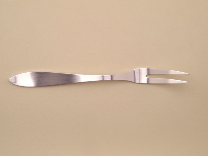 Buttermesser und Käsemesser aus der Serie Orchidee 240 mit 90er Auflage versilbert von Auerhahn