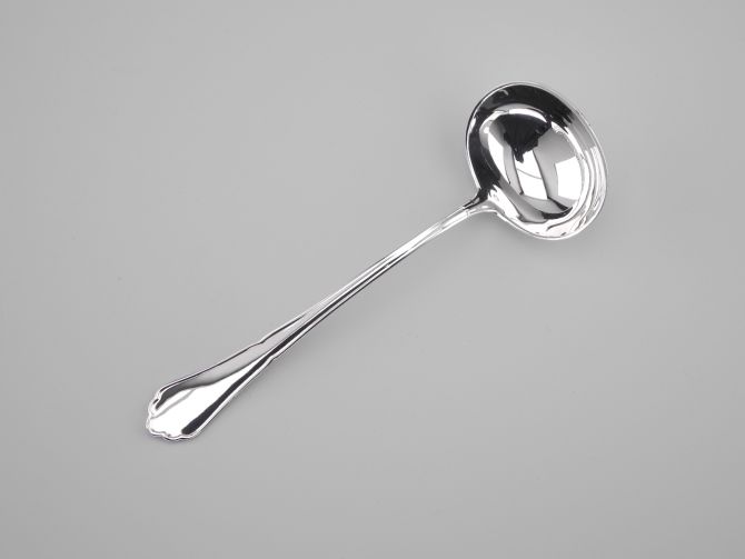 BSF Chippendale 90 versilbert Sossenkelle