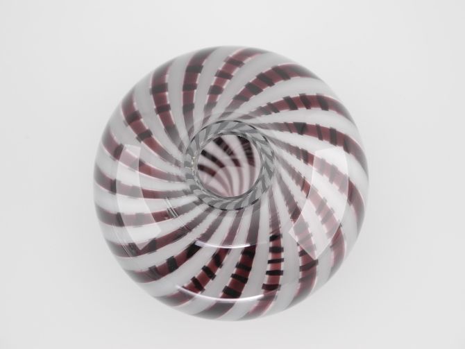 Aloys Gangkofner Hessenglas Vase a canne violett