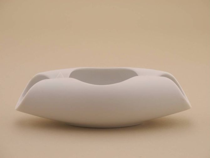 Lino Sabattini Aschenbecher Sumatra Bisquitporzellan weiss vintage Design für Rosenthal Porzellan