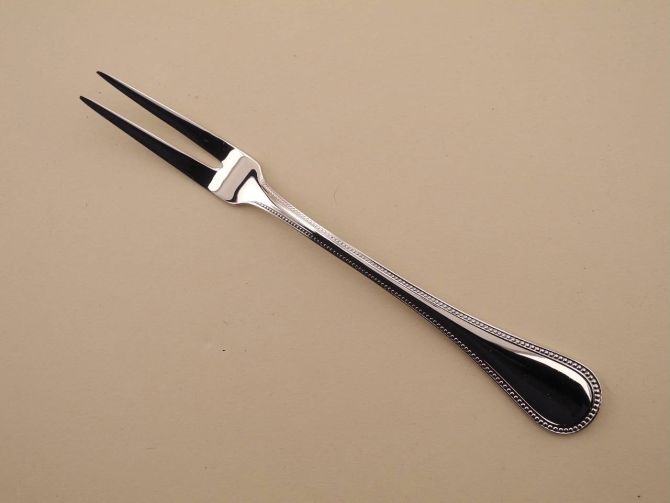 Fleischgabel Vorlegegabel Serviergabel vintage alte Serie Perlrand neue Version in Cromargan von WMF Besteck